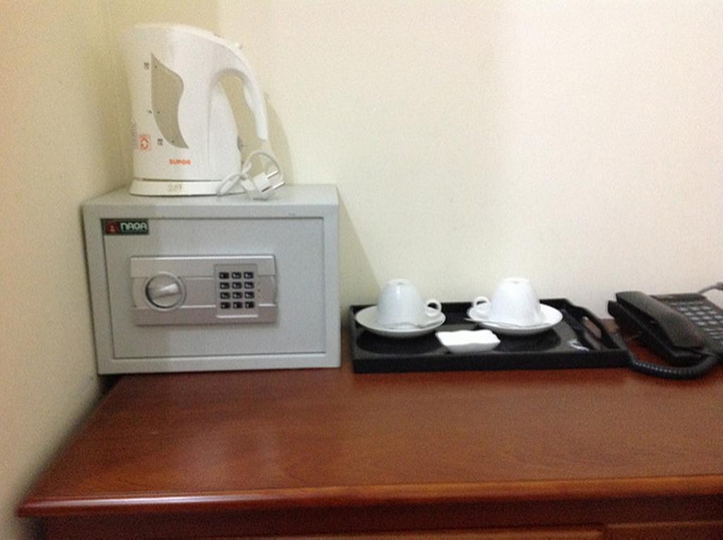 Ava Saigon 2 Hotel Хошимин Экстерьер фото