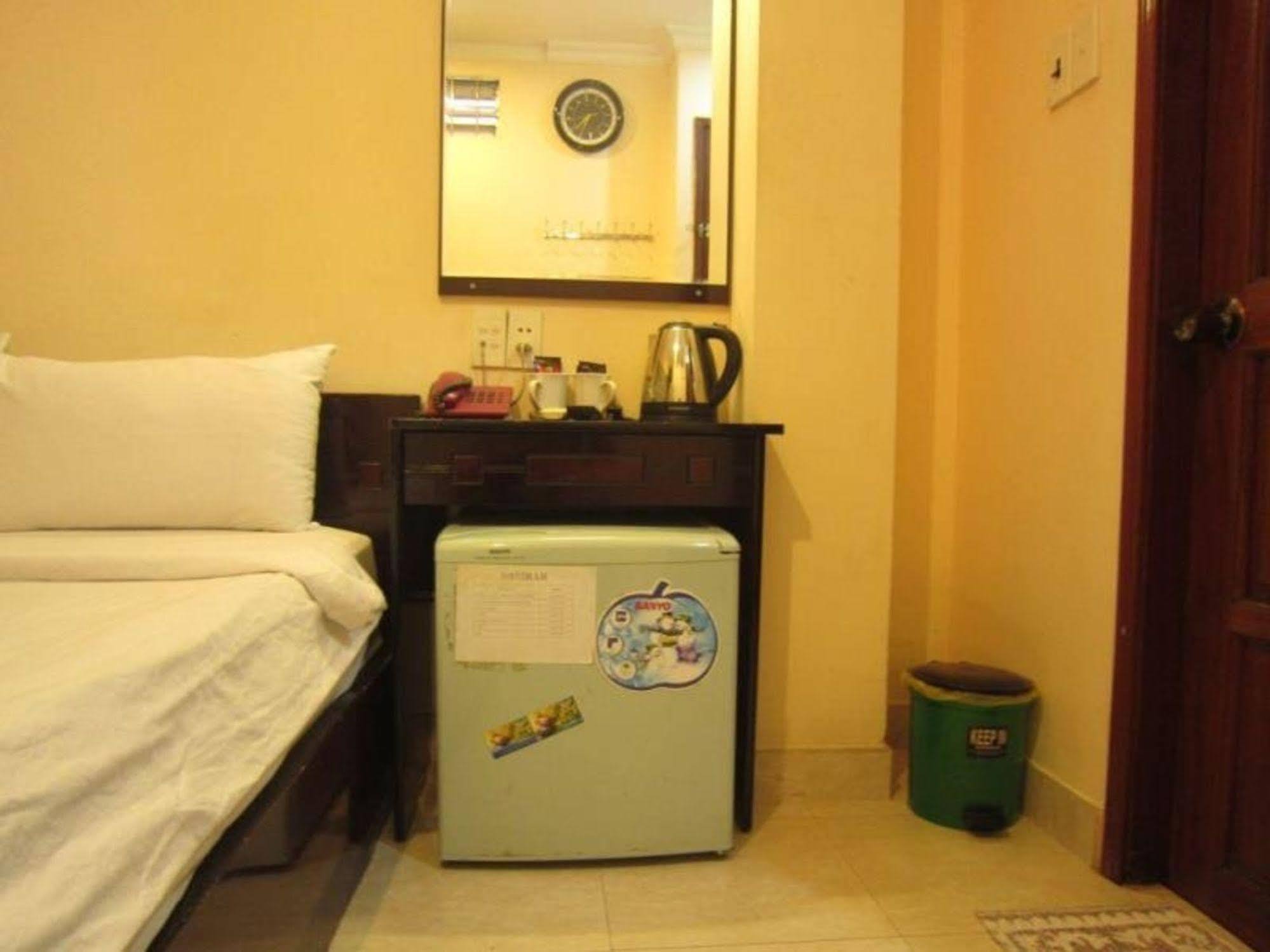 Ava Saigon 2 Hotel Хошимин Экстерьер фото